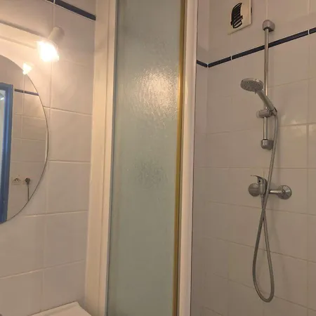 4 Personnes Avec Parking - Cap D'agde - Fr-1-249-424 Appartement Agde