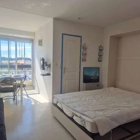 4 Personnes Avec Parking - Cap D'agde - Fr-1-249-424 Appartement *